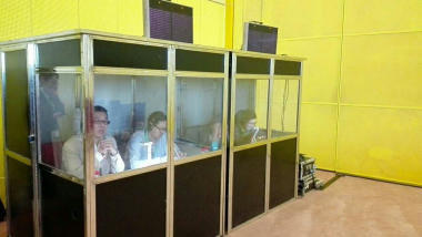 鄭州翻譯服務全解析 專業翻譯、導覽與同傳設備一站式解決方案